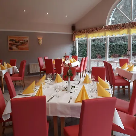 Goldbaechel فندق Wachenheim an der Weinstraße