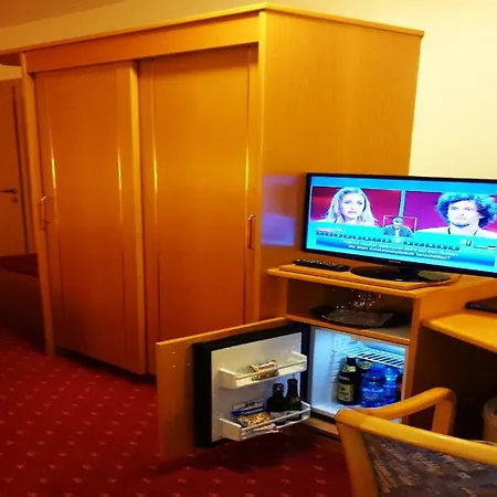 Hotell Goldbaechel Wachenheim an der Weinstraße