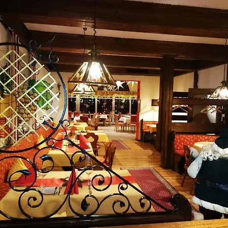 Hotell Goldbaechel 3*
