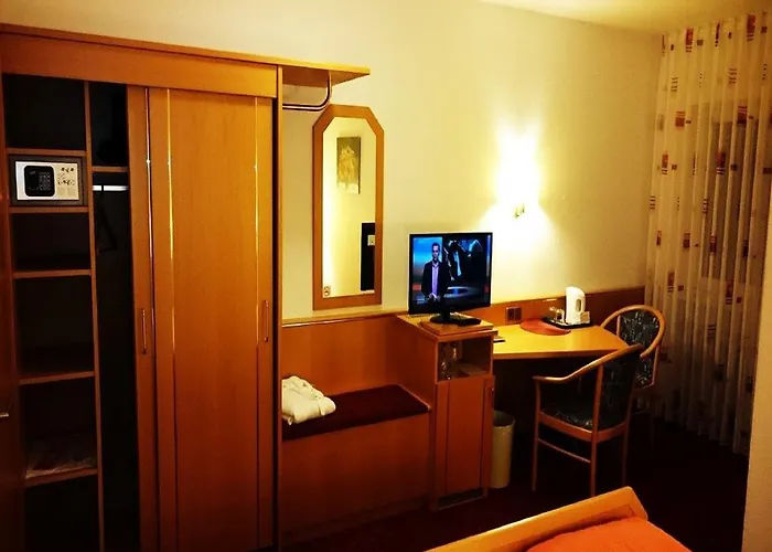 戈尔巴切尔酒店 Wachenheim an der Weinstraße